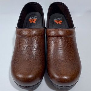DANSKO Professional XP Original TOOLED 1.0 Brown FLORAL Leather 41 EU/10.5 US